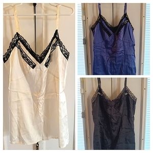 3 Camisole Tops XS